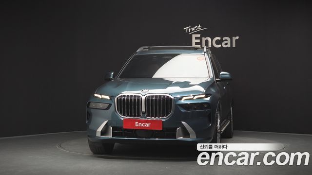 BMW X7 (G07) xDrive 40i Design Pure Excellence 6-Seater 2023 — фото 3