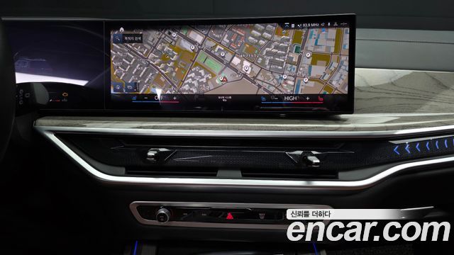 BMW X7 (G07) xDrive 40i Design Pure Excellence 6-Seater 2023 — фото 14