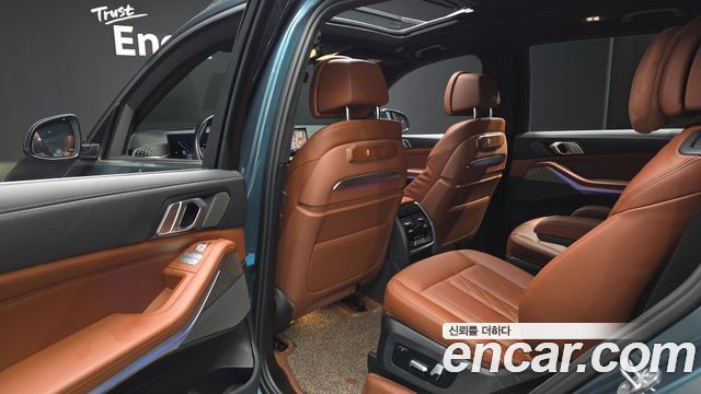 BMW X7 (G07) xDrive 40i Design Pure Excellence 6-Seater 2023 — фото 26