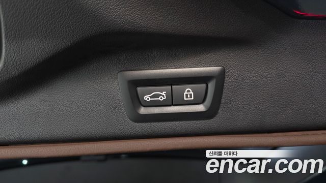 BMW X7 (G07) xDrive 40i Design Pure Excellence 6-Seater 2023 — фото 27