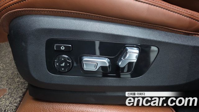 BMW X7 (G07) xDrive 40i Design Pure Excellence 6-Seater 2023 — фото 33