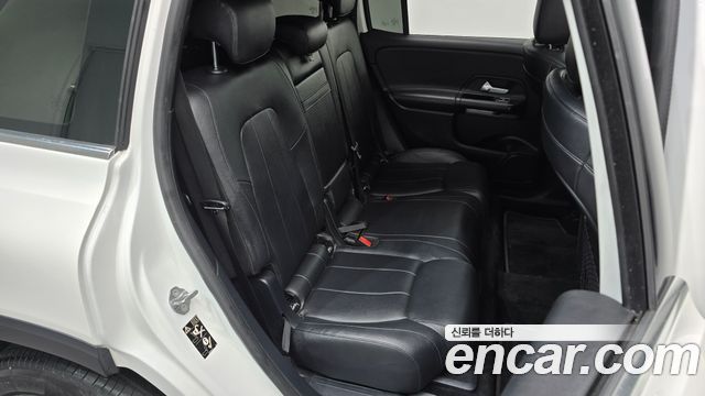 Mercedes-Benz GLB-Class (X247) GLB200 d 2021 — фото 11