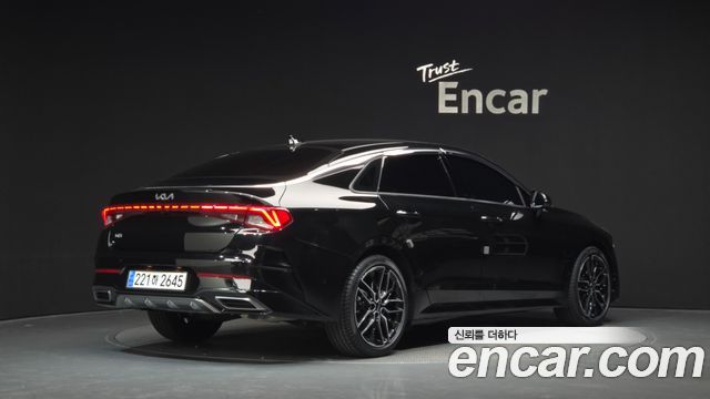 Kia K5 (III) 1.6 Turbo Signature 2023 — фото 2