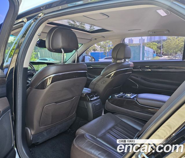Genesis EQ900 3.8 GDI AWD Luxury 2016 — фото 11