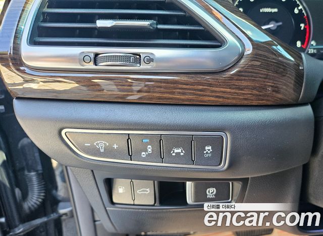 Genesis EQ900 3.8 GDI AWD Luxury 2016 — фото 13