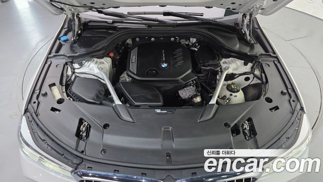 BMW 6 Series GT (G32) 620d Luxury 2019 — фото 6