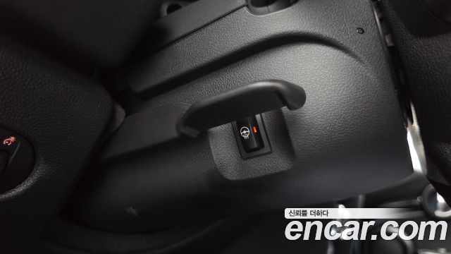 MINI Cooper Classic Plus 3rd 2024 — фото 20