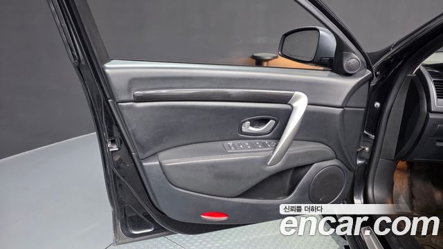 Renault Korea SM7 Nova LPLI 2.0 LPe Taxi 2018 — фото 30