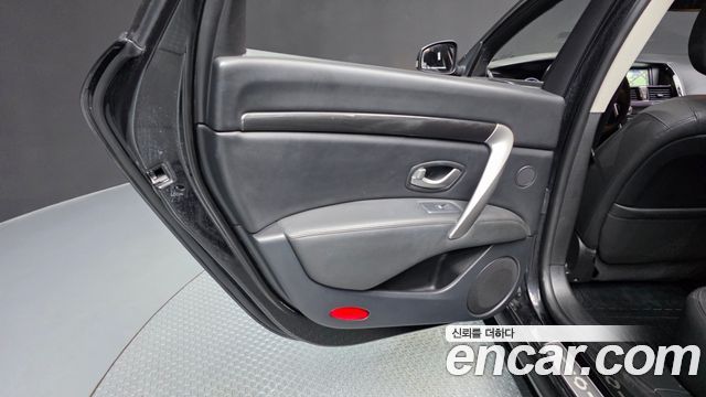 Renault Korea SM7 Nova LPLI 2.0 LPe Taxi 2018 — фото 31