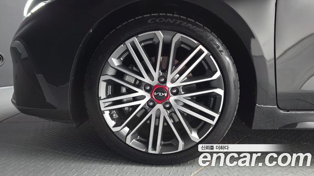 Kia K3 (II) 1.6 Turbo GT 5Door Signature 2024 — фото 5