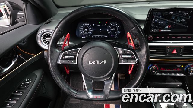 Kia K3 (II) 1.6 Turbo GT 5Door Signature 2024 — фото 13