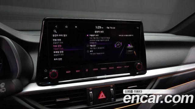 Kia K3 (II) 1.6 Turbo GT 5Door Signature 2024 — фото 17