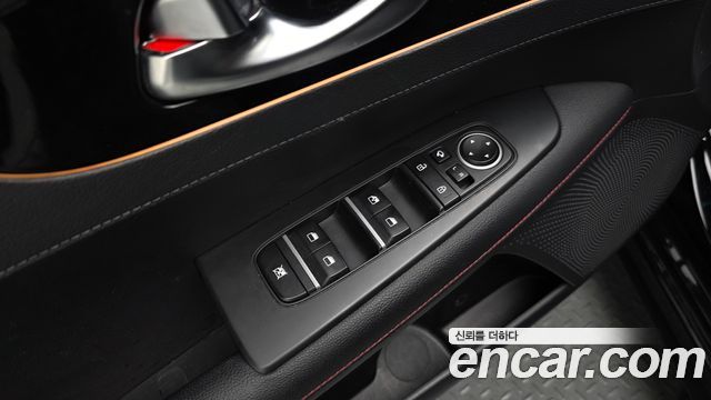 Kia K3 (II) 1.6 Turbo GT 5Door Signature 2024 — фото 27