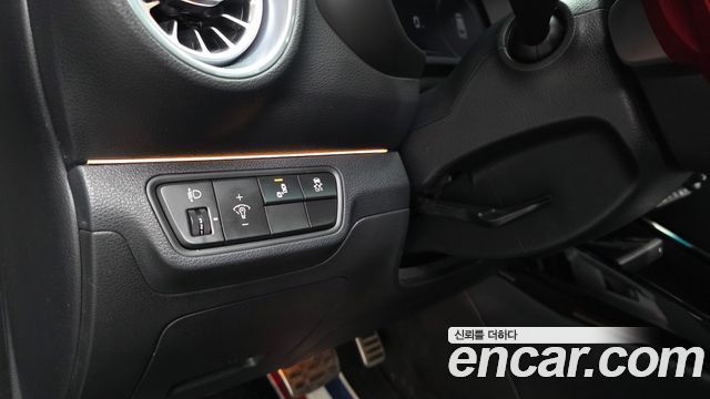 Kia K3 (II) 1.6 Turbo GT 5Door Signature 2024 — фото 29