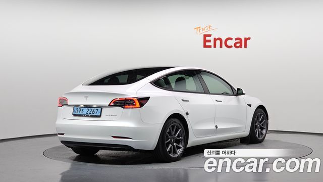 Tesla Model 3 Long Range AWD 2021 — фото 2
