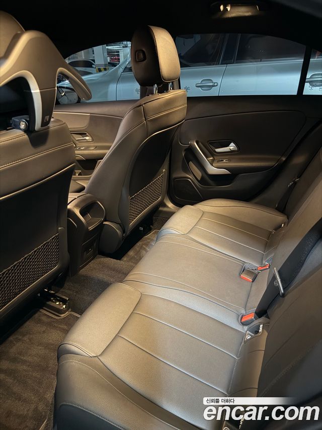Mercedes-Benz A-Class (W177) A220 Sedan 2021 — фото 11