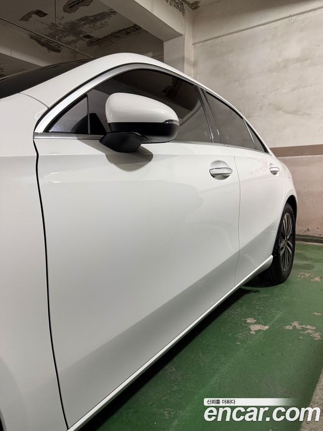 Mercedes-Benz A-Class (W177) A220 Sedan 2021 — фото 18