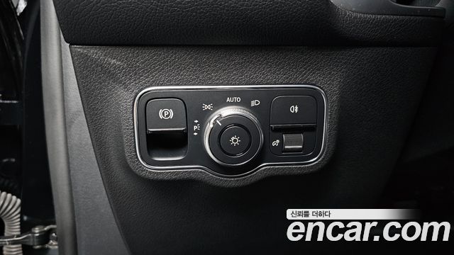 Mercedes-Benz GLB-Class (X247) GLB250 4MATIC 2022 — фото 28