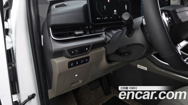 Kia Carnival (IV) Gasoline 9-Seater Prestige 2025 — фото 13