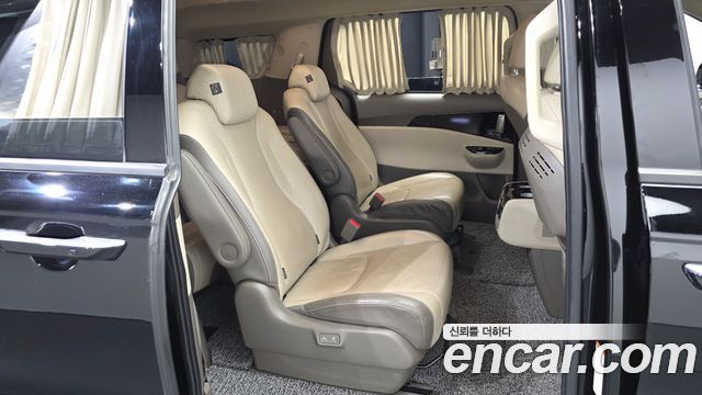 Kia Carnival (IV) Gasoline 9-Seater Hi-Limousine Signature 2023 — фото 12