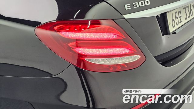 Mercedes-Benz E-Class (W213) E300 Exclusive 2019 — фото 23