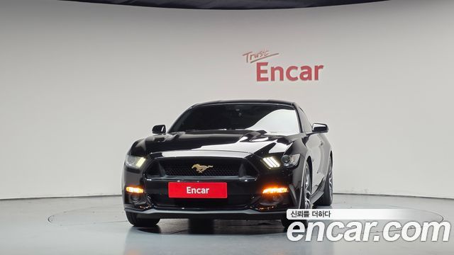 Ford Mustang GT Coupe 2015 — фото 3
