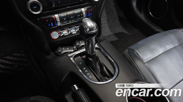 Ford Mustang GT Coupe 2015 — фото 9