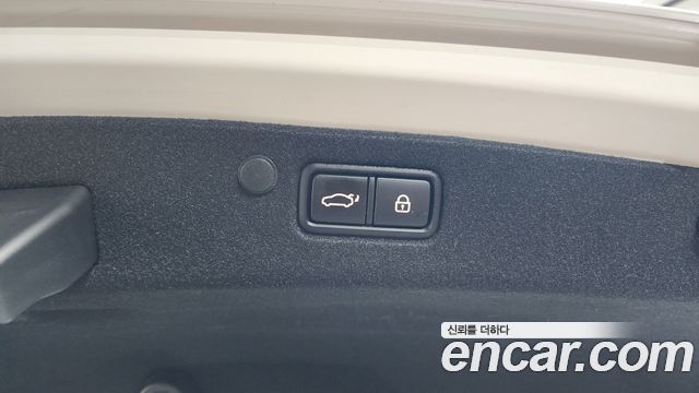 Hyundai Grandeur (IG) 2.5 Exclusice 2020 — фото 15