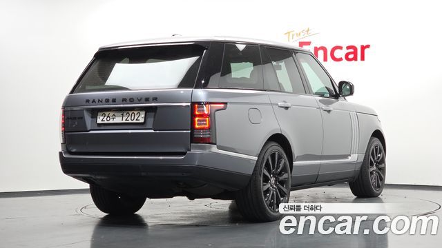 Land Rover Range Rover (IV) 3.0 TDV6 Vogue SE DIESEL 2013 — фото 2