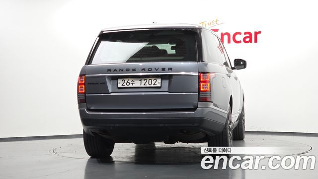 Land Rover Range Rover (IV) 3.0 TDV6 Vogue SE DIESEL 2013 — фото 4