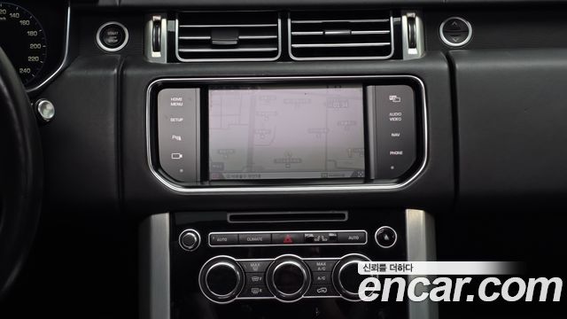 Land Rover Range Rover (IV) 3.0 TDV6 Vogue SE DIESEL 2013 — фото 14