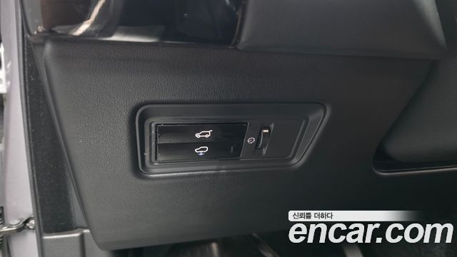 Land Rover Range Rover (IV) 3.0 TDV6 Vogue SE DIESEL 2013 — фото 19