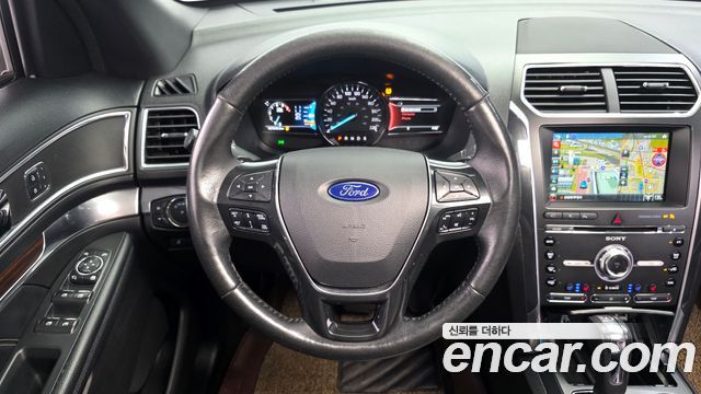 Ford Explorer 2.3 Limited 4WD 5th 2017 — фото 13