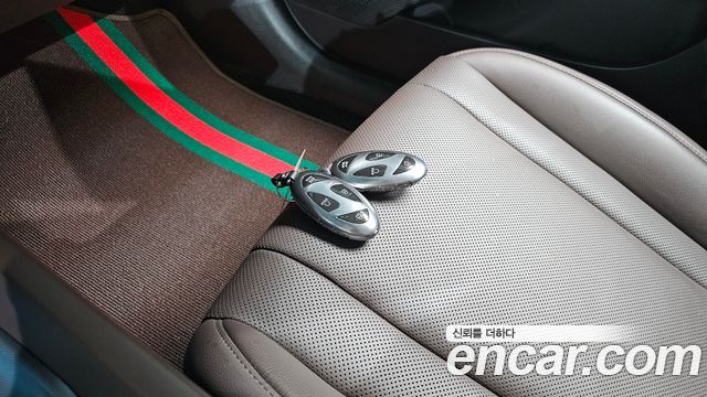 Hyundai Grandeur Hybrid (GN7) Exclusive 2023 — фото 15