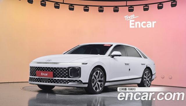 Hyundai Grandeur Hybrid (GN7) Exclusive 2023 — фото 1