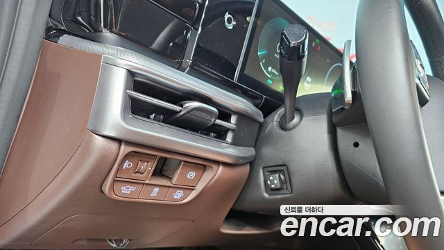 Hyundai Grandeur Hybrid (GN7) Exclusive 2023 — фото 28