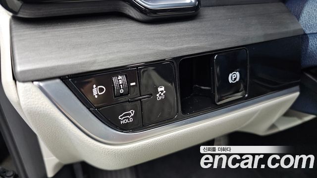 Kia Sportage (V) Gasoline 1.6 Turbo 2WD Signature 2023 — фото 15