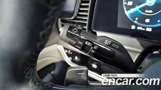 Kia Sportage (V) Gasoline 1.6 Turbo 2WD Signature 2023 — фото 18