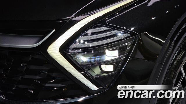 Kia Sportage (V) Gasoline 1.6 Turbo 2WD Signature 2023 — фото 22