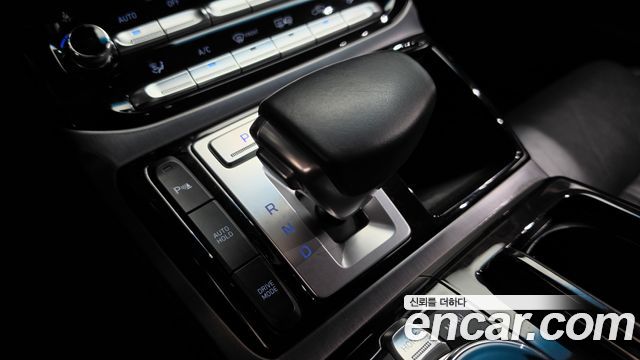Genesis EQ900 3.8 GDI AWD Luxury 2016 — фото 9