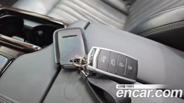 Genesis EQ900 3.8 GDI AWD Luxury 2016 — фото 19