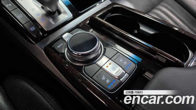 Genesis EQ900 3.8 GDI AWD Luxury 2016 — фото 33