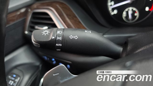 Genesis EQ900 3.8 GDI AWD Luxury 2016 — фото 42