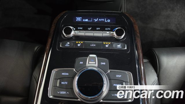 Genesis EQ900 3.8 GDI AWD Luxury 2016 — фото 45