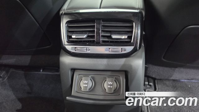 Genesis EQ900 3.8 GDI AWD Luxury 2016 — фото 47