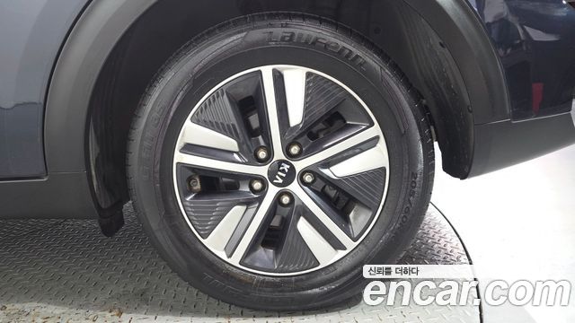 Kia Niro Noblesse 2020 — фото 21