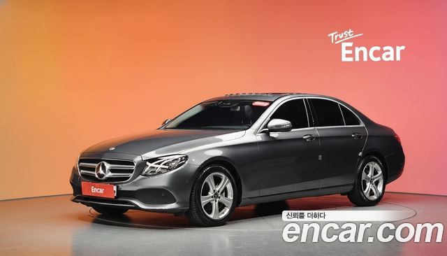Mercedes-Benz E-Class (W213) E200 Avantgarde