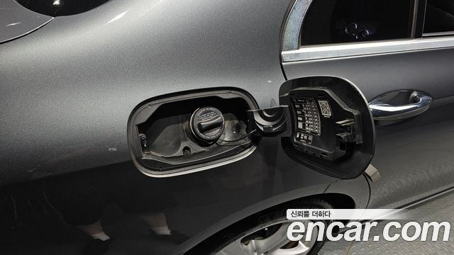 Mercedes-Benz E-Class (W213) E200 Avantgarde 2018 — фото 34