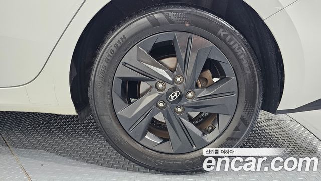 Hyundai Avante (CN7) 1.6 Inspiration 2021 — фото 27