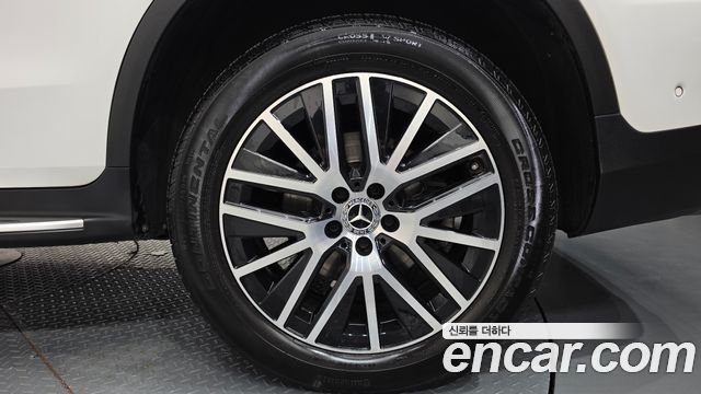 Mercedes-Benz GLC-Class (X253) GLC300e 4MATIC 2021 — фото 21